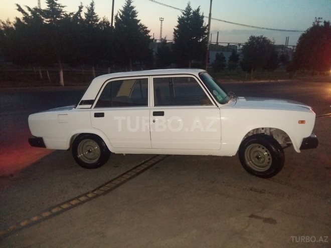LADA (VAZ) 2107 2009, 95,000 km - 1.6 l - Bakı