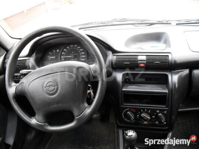 Opel Astra 1996, 358,305 km - 1.4 л - Bakı
