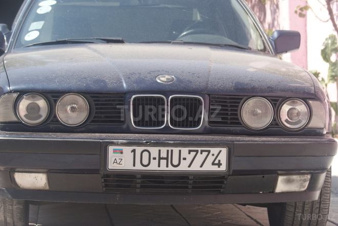 BMW 525 1990, 250,000 km - 2.5 l - Bakı