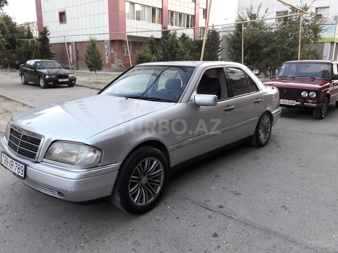 Mercedes C 220 1995, 205,000 km - 2.2 l - Sumqayıt