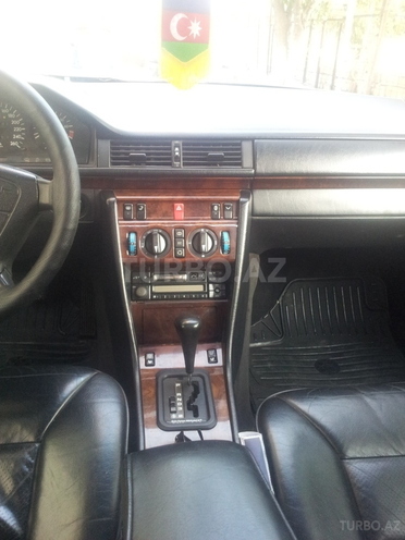 Mercedes E 280 1994, 341,000 km - 2.8 л - Bakı