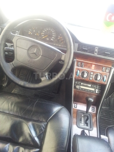 Mercedes E 280 1994, 341,000 km - 2.8 л - Bakı
