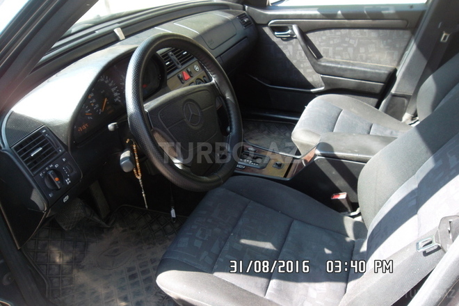 Mercedes C 180 1996, 330,277 km - 1.8 l - Bakı