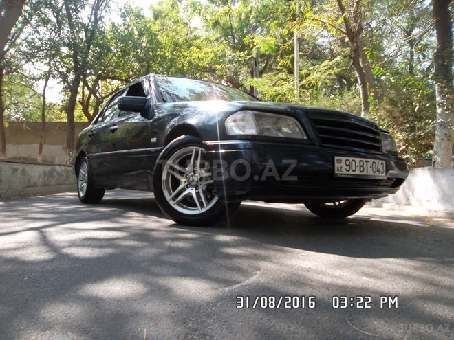 Mercedes C 180 1996, 330,277 km - 1.8 l - Bakı