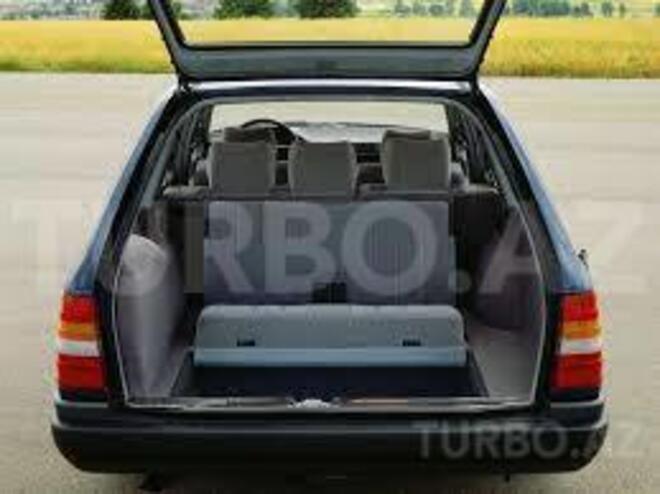 Mercedes E 280 1995, 285,000 km - 2.8 l - Bakı