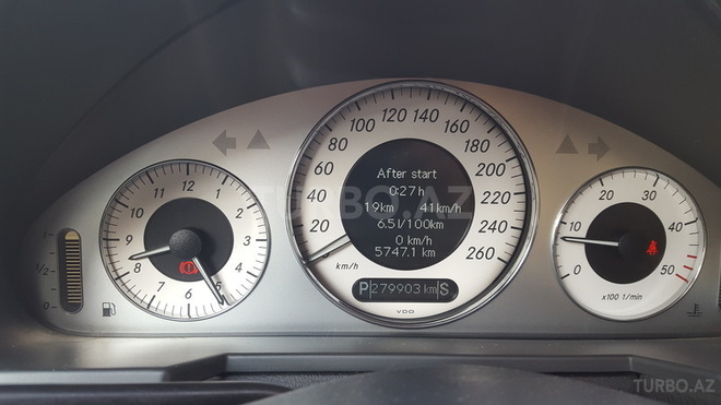 Mercedes E 220 2005, 279,903 km - 2.2 l - Bakı
