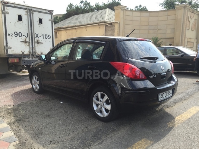 Nissan Tiida 2010, 78,200 km - 1.8 l - Bakı
