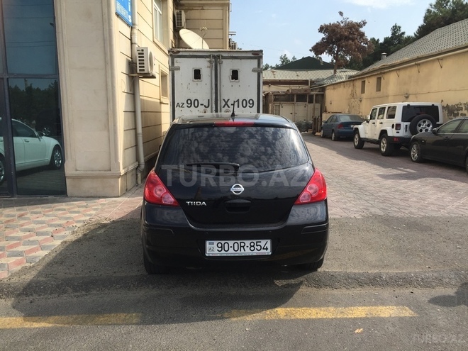 Nissan Tiida 2010, 78,200 km - 1.8 l - Bakı