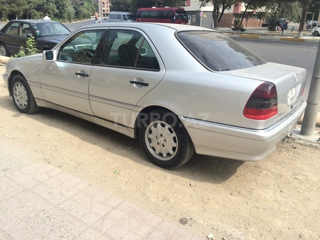 Mercedes C 230 1999, 179,041 km - 2.3 л - Bakı