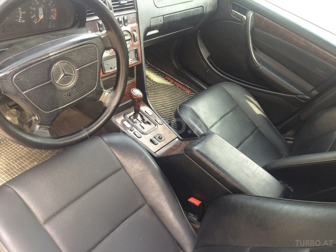 Mercedes C 230 1999, 179,041 km - 2.3 л - Bakı