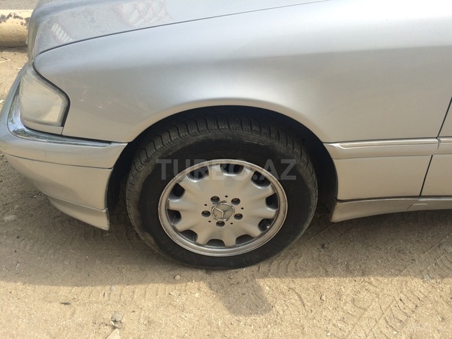 Mercedes C 230 1999, 179,041 km - 2.3 л - Bakı