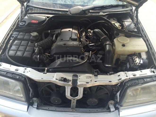 Mercedes C 230 1999, 179,041 km - 2.3 л - Bakı