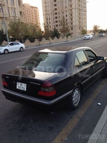 Mercedes C 230 2000, 264,000 km - 2.3 l - Bakı