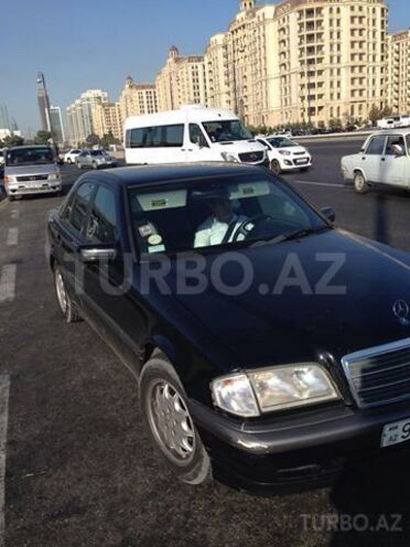 Mercedes C 230 2000, 264,000 km - 2.3 l - Bakı