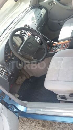 Mercedes C 180 1998, 298,000 km - 1.8 l - Bakı