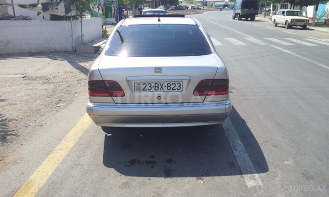 Mercedes  2001, 150,000 km - 2.2 л - Göyçay