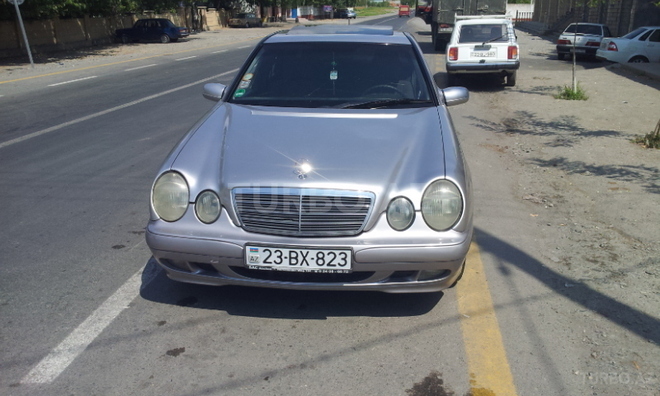 Mercedes  2001, 150,000 km - 2.2 л - Göyçay