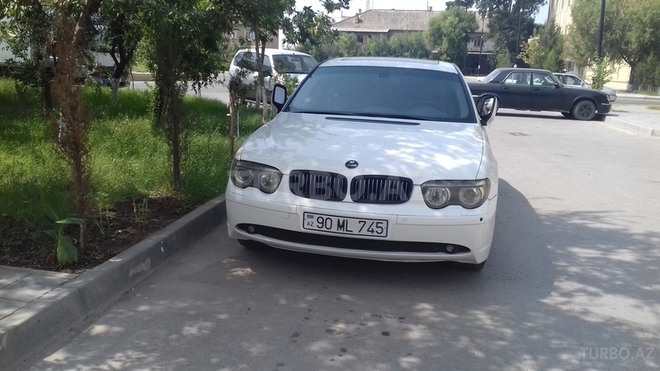 BMW 745 2001, 290,000 km - 4.4 л - Sumqayıt