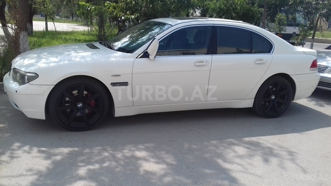 BMW 745 2001, 290,000 km - 4.4 л - Sumqayıt
