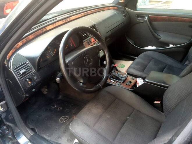 Mercedes C 220 1998, 330,000 km - 2.2 l - Bakı