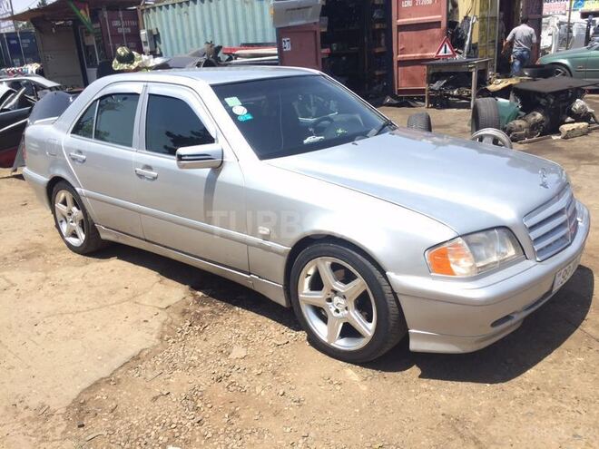 Mercedes C 180 1998, 230,000 km - 1.8 л - Bakı