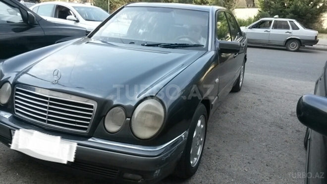 Mercedes E 230 1998, 289,000 km - 2.3 l - Bakı