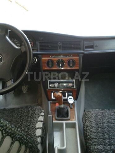 Mercedes 190 1992, 30,000 km - 2.0 l - Bakı