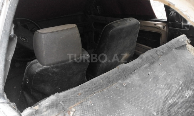 LADA (VAZ) 2108 1988, 100,000 km - 1.3 l - Salyan