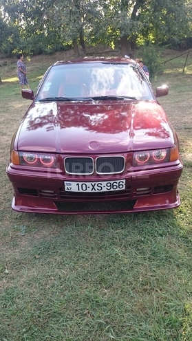 BMW 318 1993, 340,260 km - 1.9 l - Zaqatala