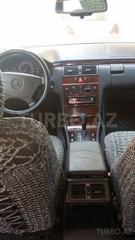 Mercedes E 230 1996, 345,000 km - 2.3 л - Bakı