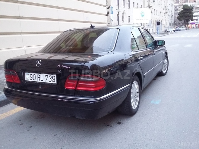 Mercedes E 230 1996, 389,465 km - 2.3 л - Bakı
