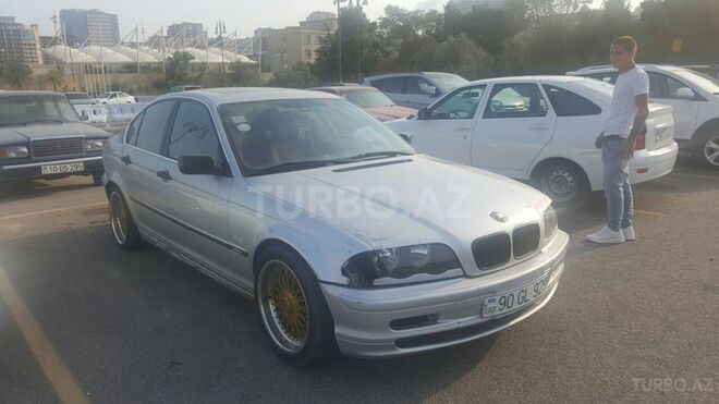BMW 330 2001, 207,000 km - 3.0 l - Bakı