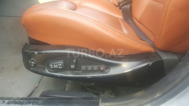 BMW 330 2001, 207,000 km - 3.0 l - Bakı