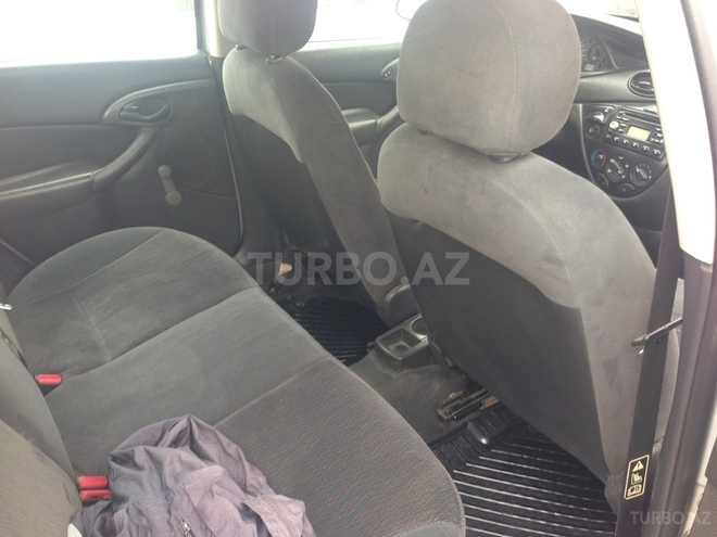 Ford Focus 2000, 264,000 km - 2.0 l - Sumqayıt