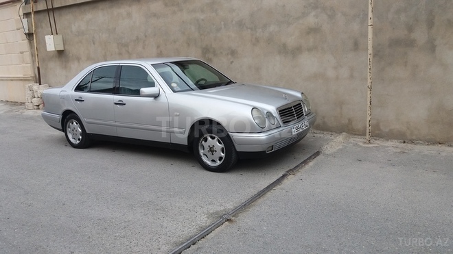 Mercedes E 230 1996, 480,000 km - 2.3 l - Bakı