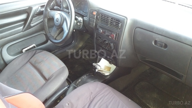 Volkswagen Polo 1998, 290,000 km - 1.4 l - Sumqayıt
