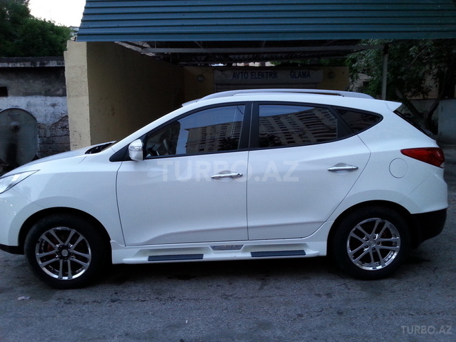Hyundai ix35 2010, 84,000 km - 2.0 л - Bakı