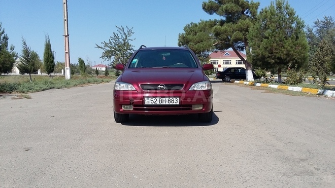 Opel Astra 1998, 100,000 km - 2.0 l - Salyan