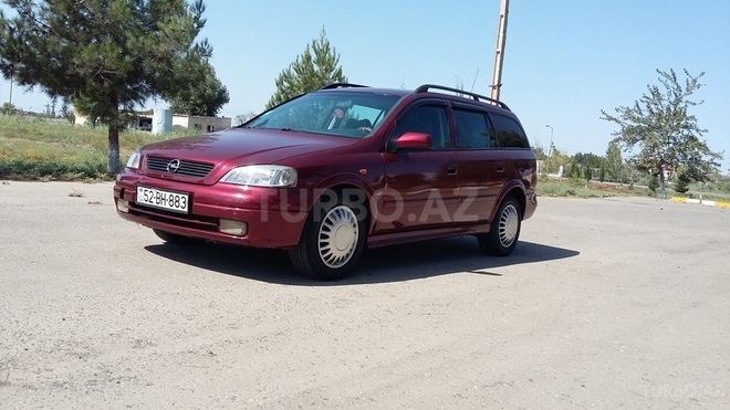 Opel Astra 1998, 100,000 km - 2.0 l - Salyan