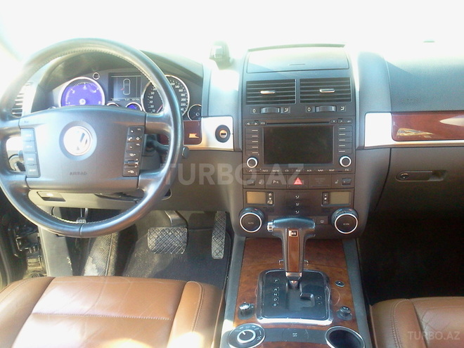 Volkswagen Touareg 2004, 185,000 km - 2.5 l - Bakı