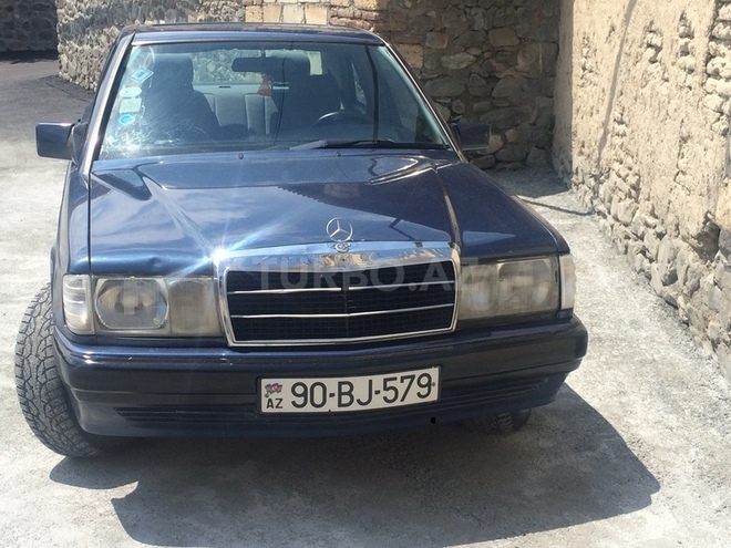 Mercedes 190 1991, 300,000 km - 2.0 l - Şəki