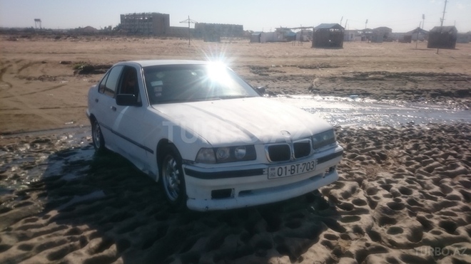 BMW 318 1992, 333,333 km - 1.8 л - Bakı