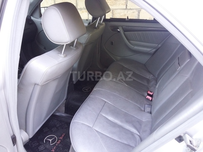 Mercedes C 230 1998, 220,000 km - 2.3 l - Qusar