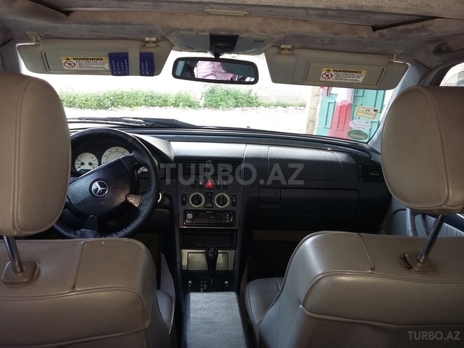 Mercedes C 230 1998, 220,000 km - 2.3 l - Qusar
