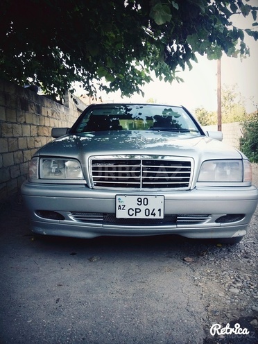 Mercedes C 230 1998, 220,000 km - 2.3 l - Qusar