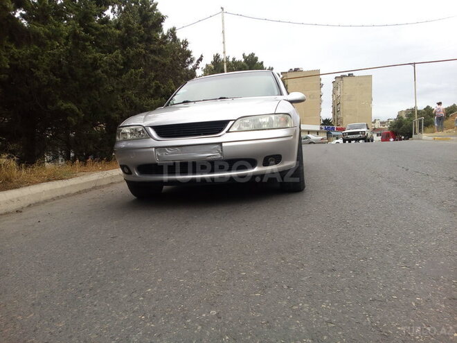 Opel Vectra 1999, 300,003 km - 2.0 l - Bakı