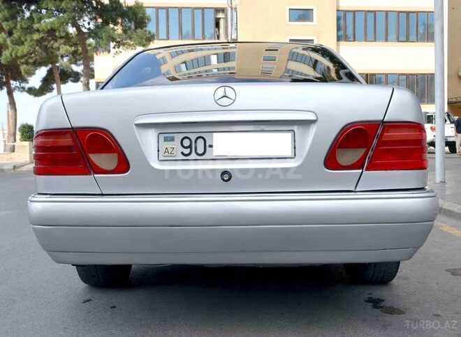 Mercedes E 230 1997, 376,000 km - 2.3 l - Bakı
