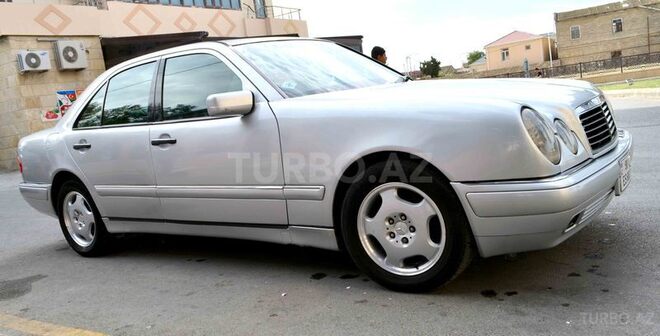 Mercedes E 230 1997, 376,000 km - 2.3 l - Bakı
