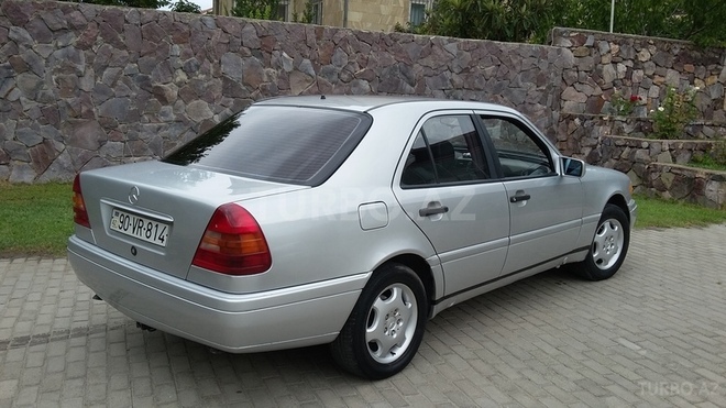 Mercedes C 200 1995, 295,000 km - 2.0 l - Bakı