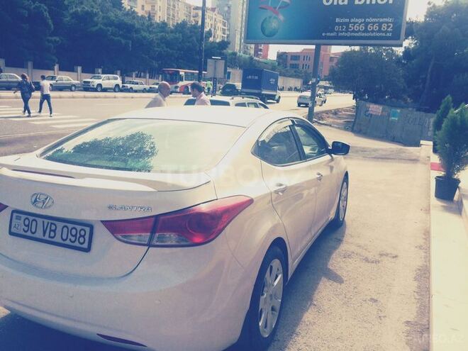 Hyundai Elantra 2013, 150,000 km - 1.6 l - Bakı